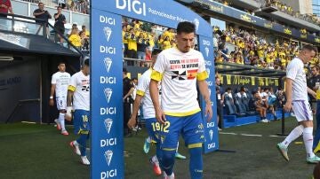 Camiseta del C&aacute;diz en apoyo a Ceuta