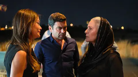 Sadakat se defiende ante Alya tras matar a Mine: “No había otra salida” Sadakat se defiende ante Alya tras matar a Mine: “No había otra salida”