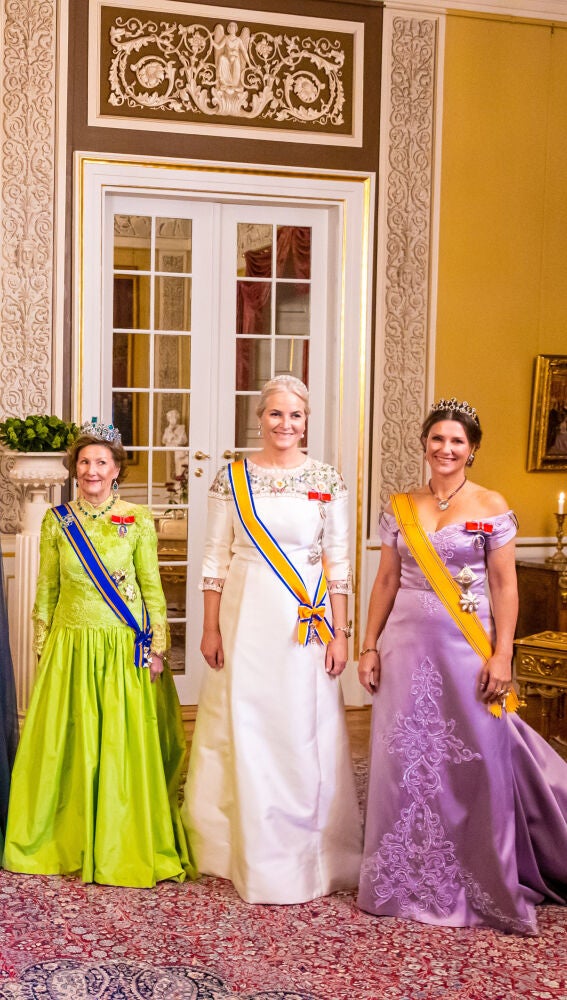 Sonia, Marta Luisa y Mette-Marit de Noruega