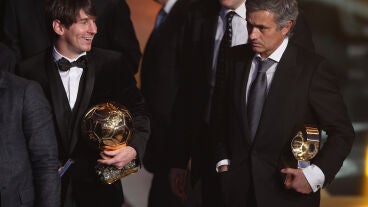 Mourinho y Messi en la gala del Bal&oacute;n de Oro de 2011