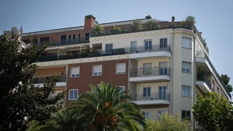 Fachada del ático en el barrio de Chamberí adquirido por la Comunidad de Madrid. Fachada del ático en el barrio de Chamberí adquirido por la Comunidad de Madrid.