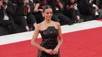Nina Dobrev en el Festival de Venecia