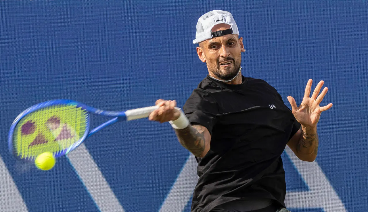 Kyrgios durate el partido ante su compatriota Adam Walton en el pasado Mallorca Championships