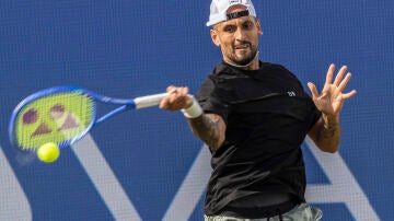 Kyrgios durate el partido ante su compatriota Adam Walton en el pasado Mallorca Championships 
