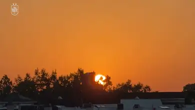 El emotivo amanecer de Marcos Llorente con España: El emotivo amanecer de Marcos Llorente con España: