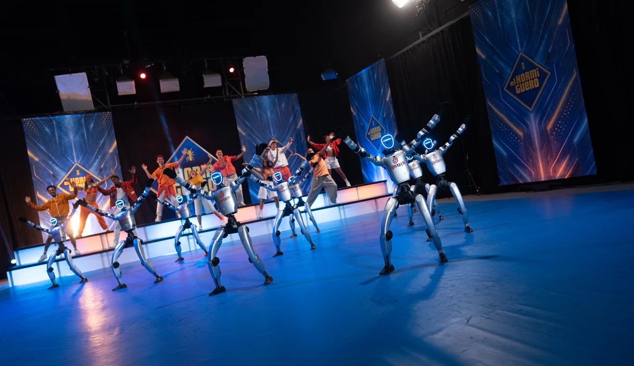 La espectacular coreografía entre robots y bailarines para dar comienzo a la temporada 21 de El Hormiguero