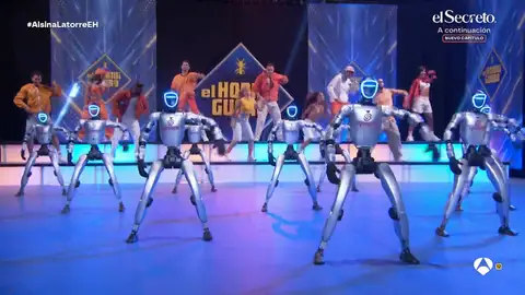 La espectacular coreografía entre doce robots y diez bailarines para dar comienzo a la temporada 21 de El Hormiguero La espectacular coreografía entre doce robots y diez bailarines para dar comienzo a la temporada 21 de El Hormiguero