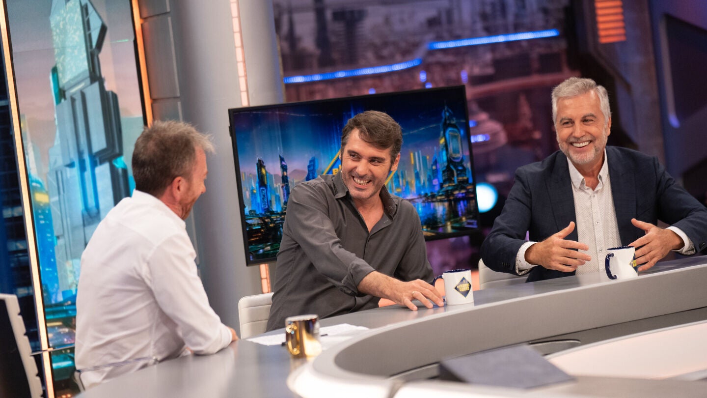 Carlos Alsina explica por qué ha dado el relevo de la información política a Rafa Latorre "Me he cansado"