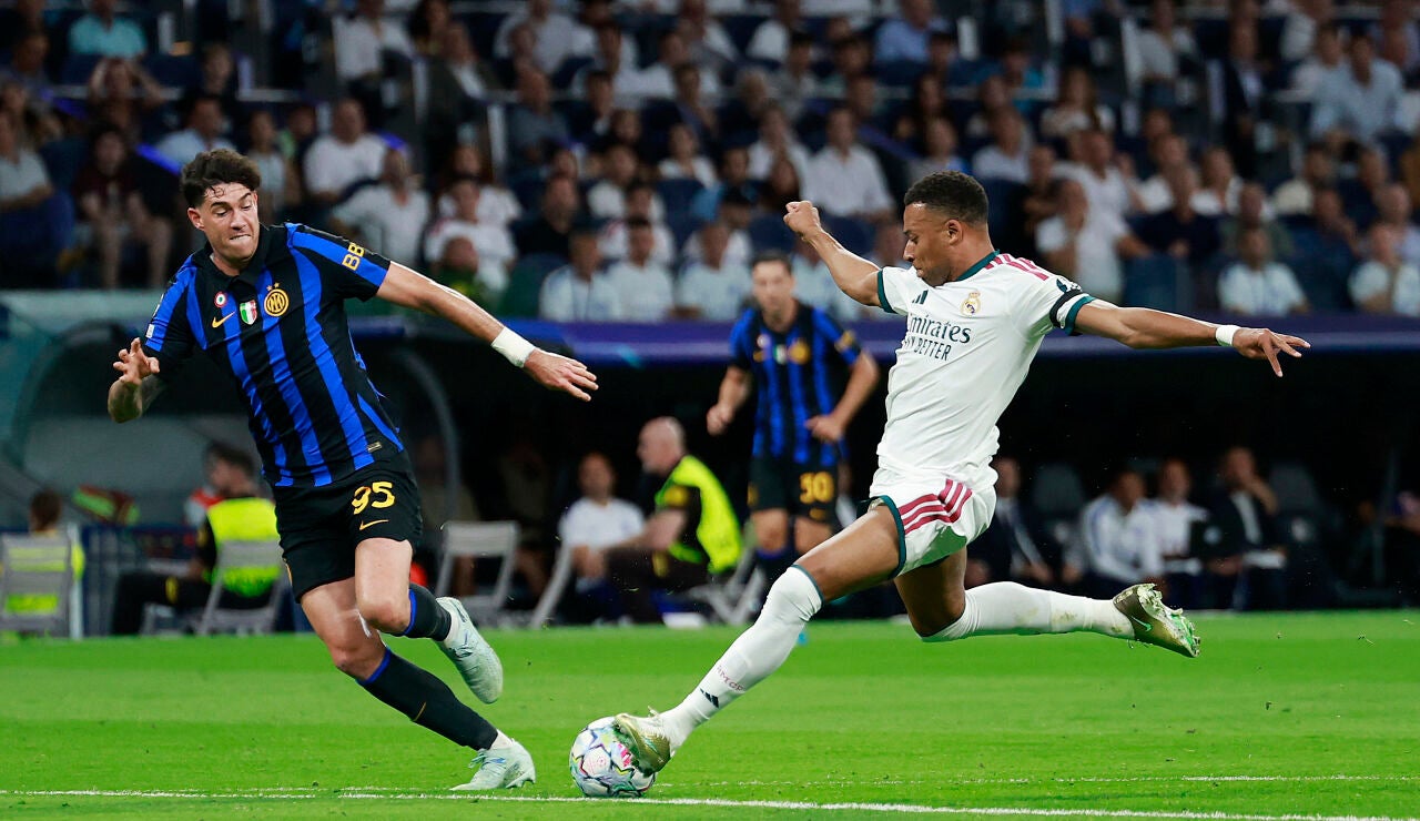 El primer gol de Mbapp&eacute; al Inter de Mil&aacute;n