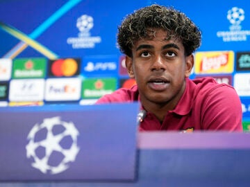 Lamine Yamal en rueda de prensa antes de la Champions