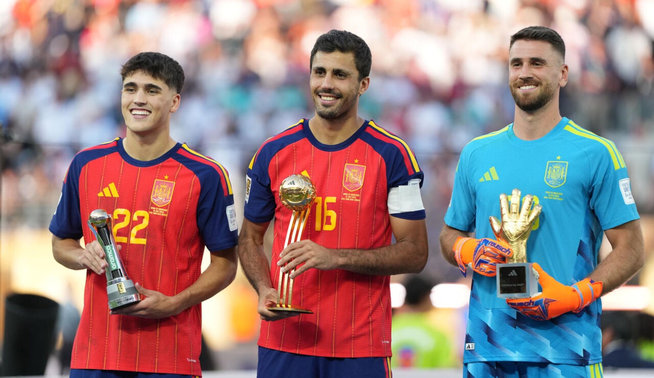 Cubars&iacute;, Rodri y Unai Sim&oacute;n, premiados en el Mundial 2026