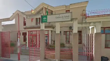 Imagen del centro de salud de Pinos Puente Imagen del centro de salud de Pinos Puente