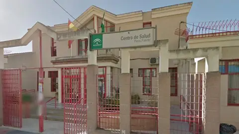 Imagen del centro de salud de Pinos Puente Imagen del centro de salud de Pinos Puente