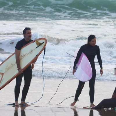 Hugo Silva y Marta Guerras en la playa