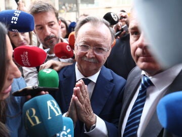 El presidente de la Ciudad Aut&oacute;noma de Ceuta, Juan Jes&uacute;s Vivas Lara, a su llegada a un desayuno informativo de F&oacute;rum Europa, en el Four Seasons Hotel Madrid, a 7 de septiembre de 2026, en Madrid (Espa&ntilde;a). 07 SEPTIEMBRE 2026 Eduardo Parra / Europa Press 07/09/2026