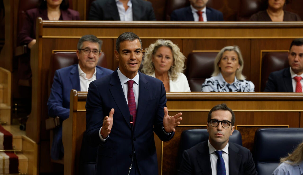 El presidente del Gobierno, Pedro S&aacute;nchez, interviene durante la primera sesi&oacute;n de control del Congreso del curso pol&iacute;tico