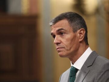 S&aacute;nchez niega a Abascal "chantajes" de Marruecos y le acusa de "llevar una correa" de Estados Unidos e Israel
