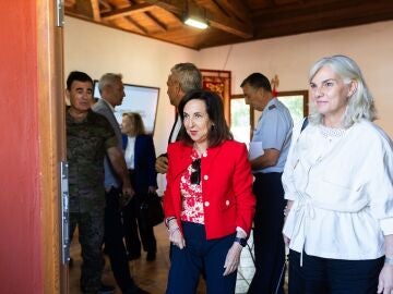 Margarita Robles niega las "discrepancias" dentro del Ejecutivo 