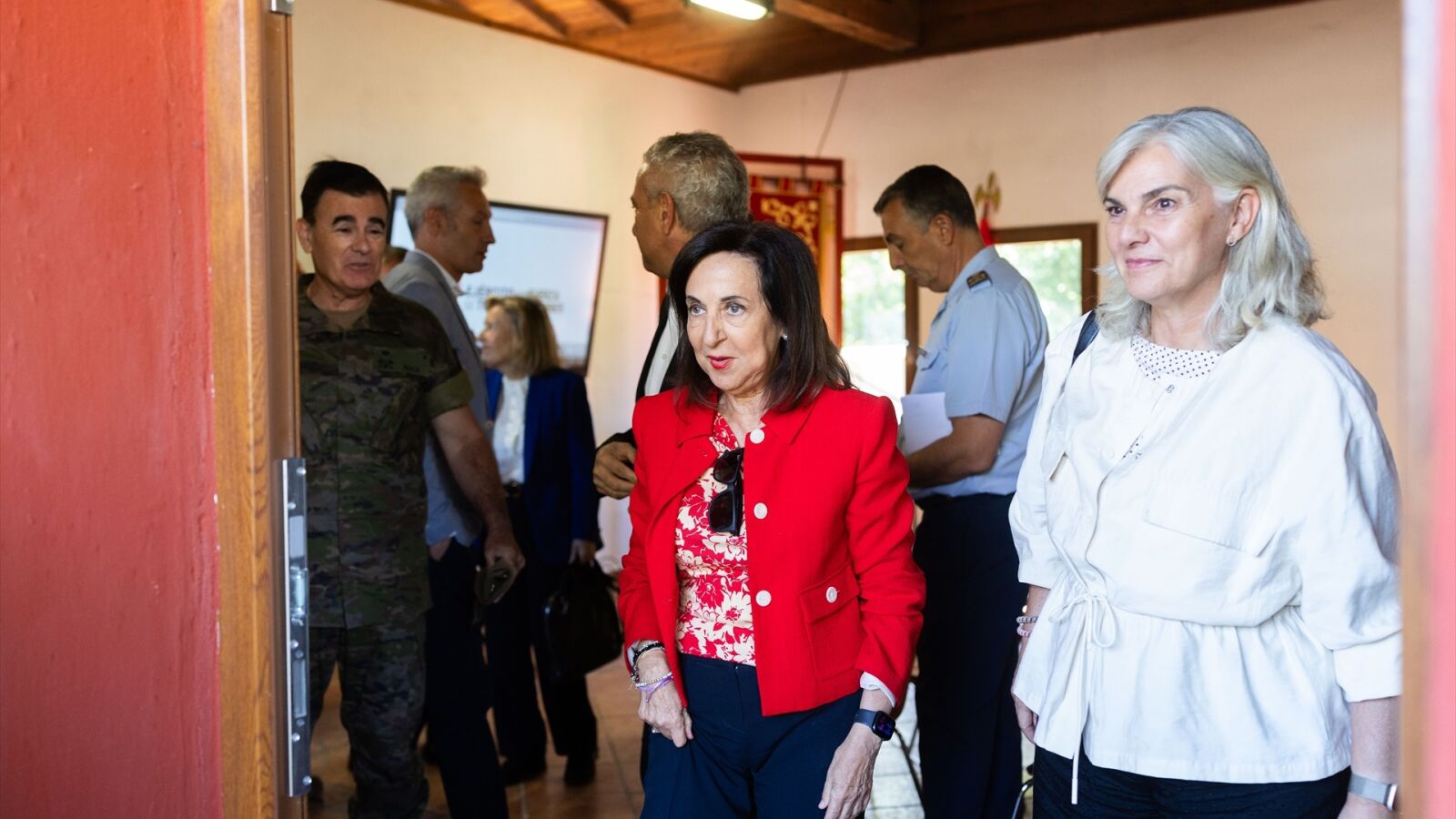 Robles defiende que el Gobierno actuó unido ante la crisis de Ceuta: 