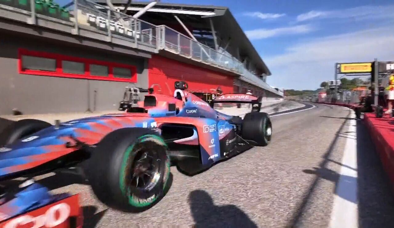 Un monoplaza sin piloto rueda en el circuito de Imola