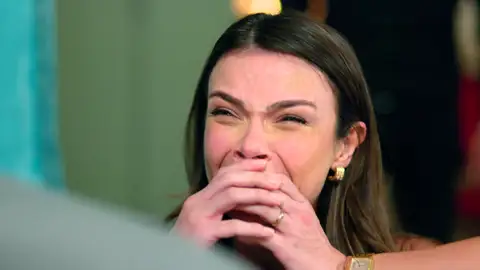 Esta noche, Cihan se rompe ante Alya: “¿Cómo podía decirte que Boran estaba vivo?” Esta noche, Cihan se rompe ante Alya: “¿Cómo podía decirte que Boran estaba vivo?”