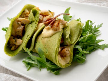 Crepes de espinacas y pollo C&eacute;sar, por Joseba Argui&ntilde;ano