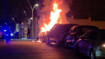 Dispositivo por el incendio de un coche en Ceuta