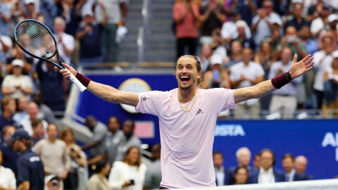 Zverev celebra que es campe&oacute;n del US Open