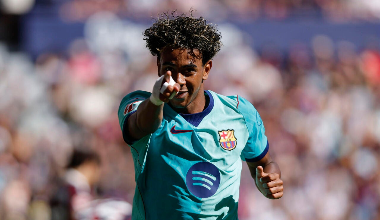 Lamine Yamal en el partido contra el Levante
