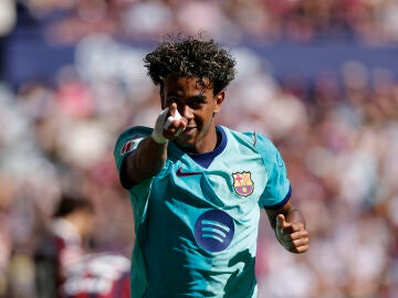 Lamine Yamal en el partido contra el Levante