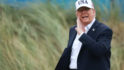 Trump pide a Ucrania que no bombardee refinerías rusas. Trump pide a Ucrania que no bombardee refinerías rusas.