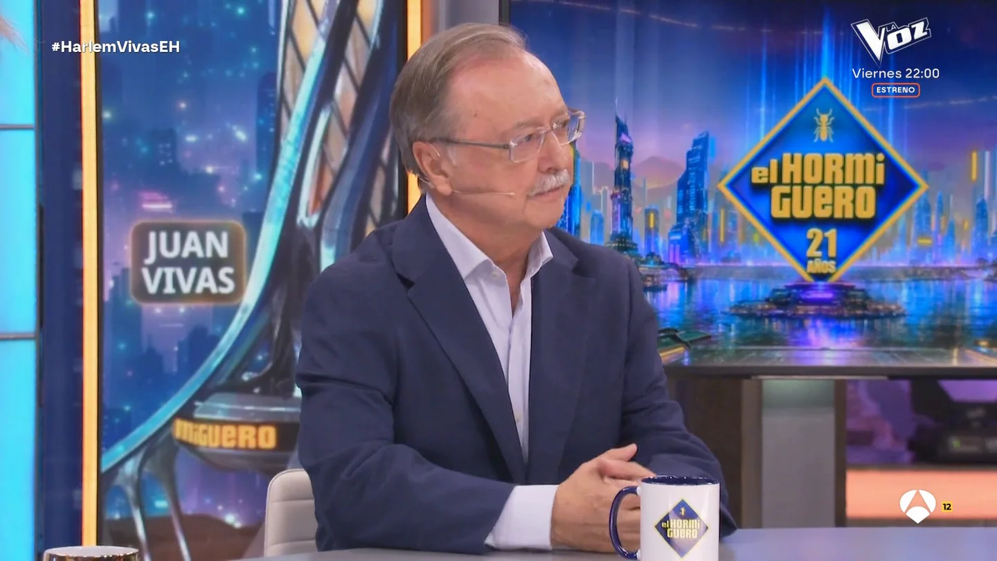 "Gracias por defender a Ceuta y a España": Las emotivas palabras de Juan Vivas al llegar a El Hormiguero "Gracias por defender a Ceuta y a España": Las emotivas palabras de Juan Vivas al llegar a El Hormiguero