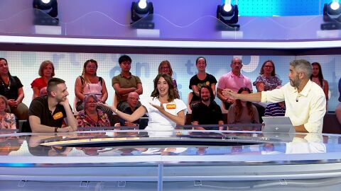 &ldquo;Es corporal&rdquo;: Almudena Cid explica el ins&oacute;lito piropo que dedica a David en Pasapalabra