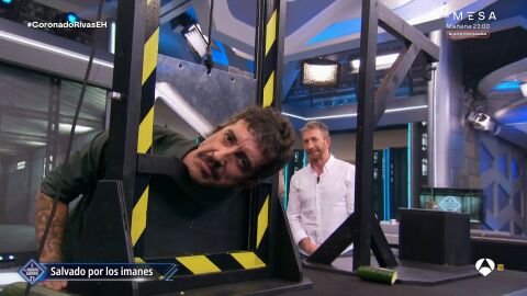 Marron se juega el cuello en su &uacute;ltimo experimento: as&iacute; ha evitado el corte de una guillotina