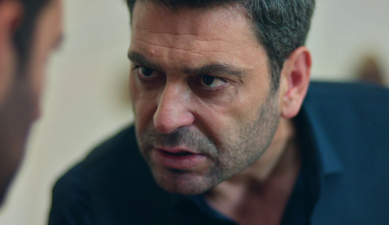 Esta noche, Cihan le da un ultim&aacute;tum a Demir: divorciarse de Zerrin o contar toda la verdad
