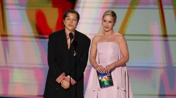 Emilia Clarke y Emma D'Arcy