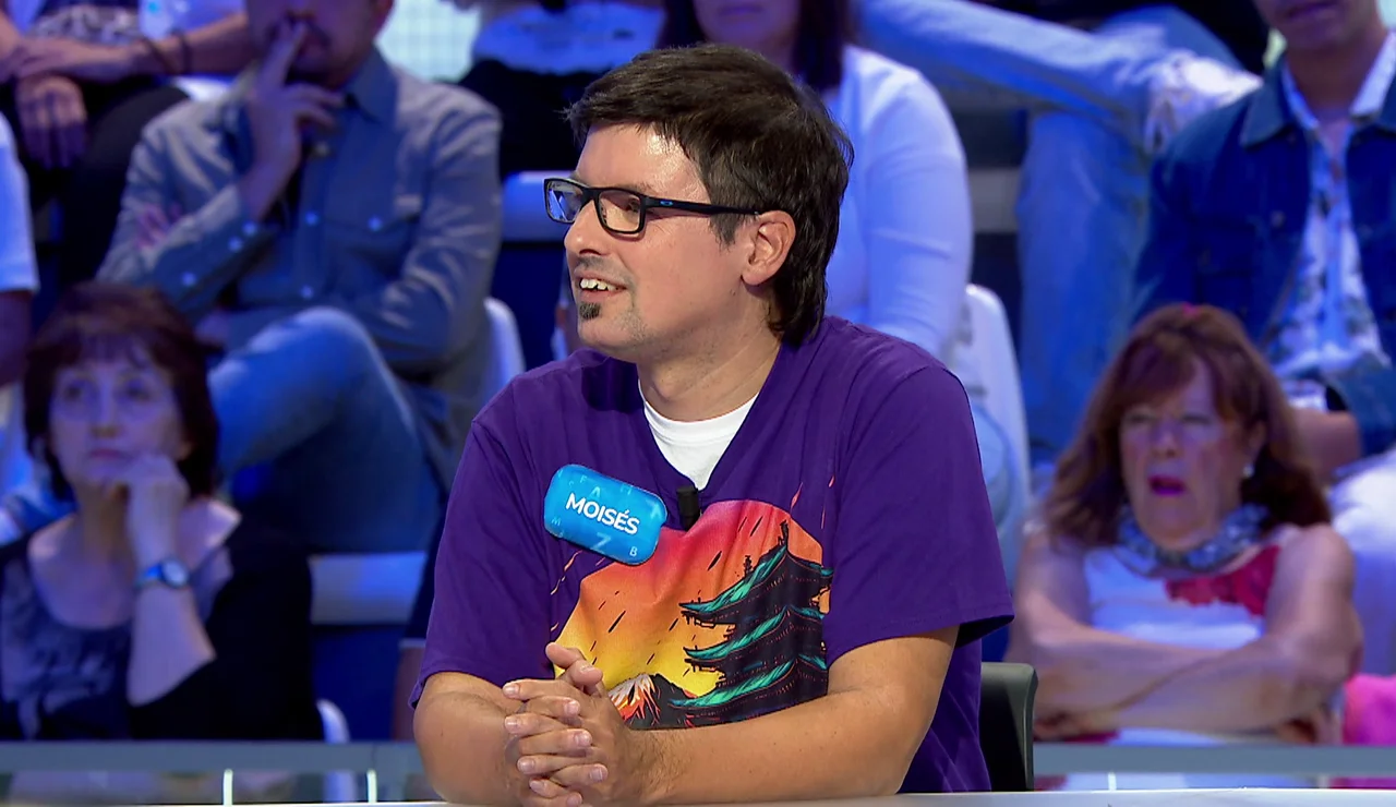 Moisés confiesa su primer intento de participar en un concurso de televisión... ¡con sólo 8 años!