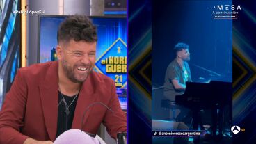 La emotiva sorpresa de Antonio Orozco a Pablo L&oacute;pez: "Es hermoso"