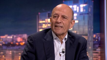Jos&eacute; Antonio Zarzalejos, sobre "la desconsideraci&oacute;n protocolaria e institucional" de Pedro S&aacute;nchez hacia el Rey