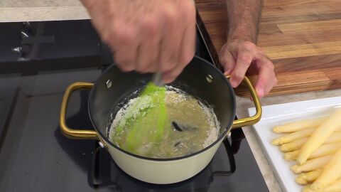 Prepara un bechamel ligera