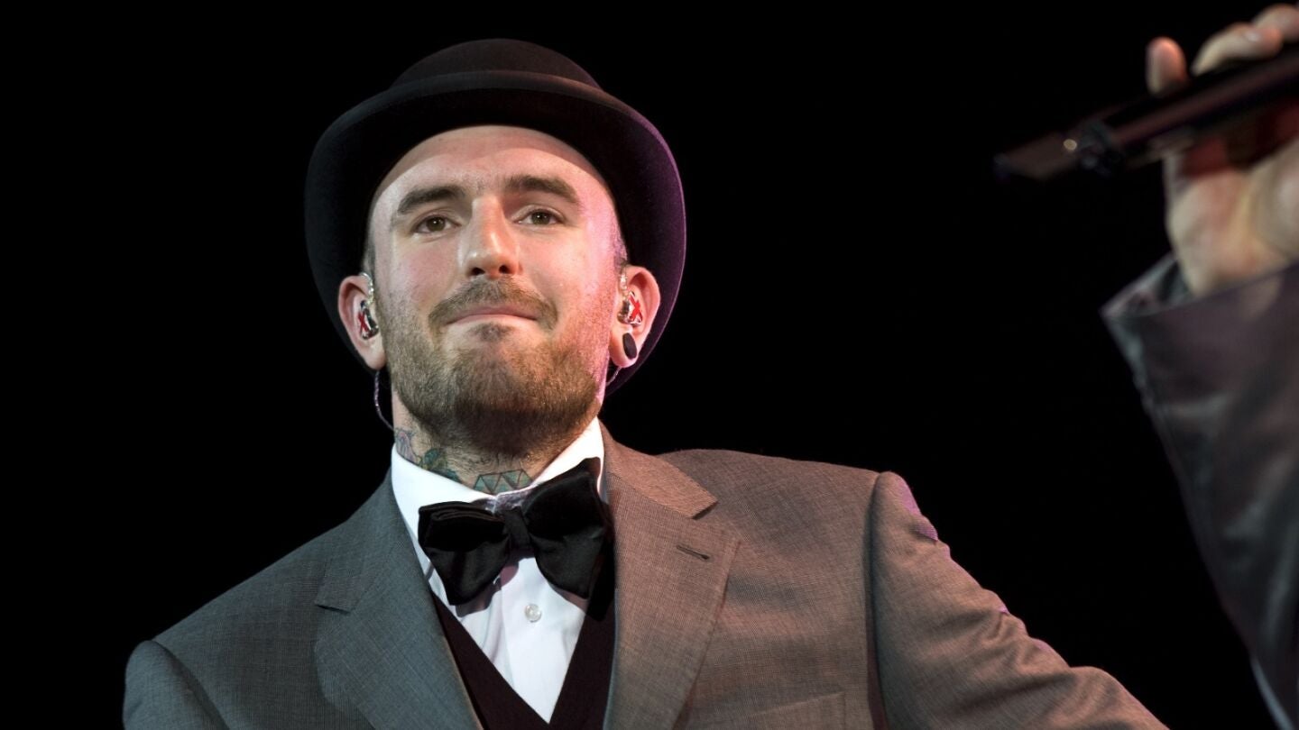 El cantante Ben Saunders