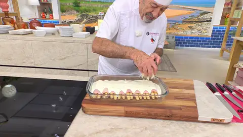 Cúbrelos con queso rallado y gratina en el horno Cúbrelos con queso rallado y gratina en el horno