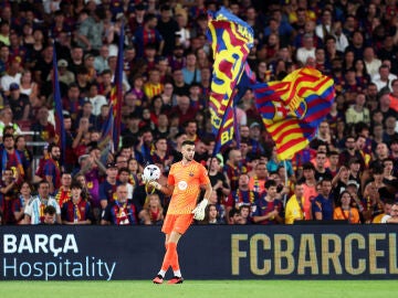 Joan Garcia, en un partido en el Barcelona