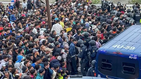 Tensión en el traslado de migrantes Tensión en el traslado de migrantes