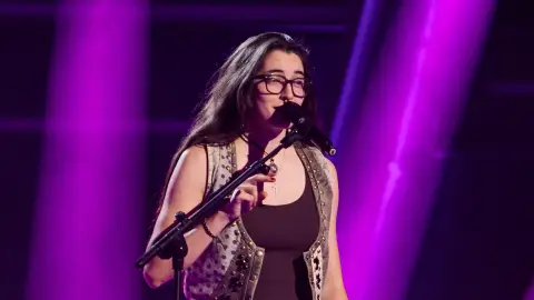 Leticia emociona cantando en lengua de signos en La Voz: "Quiero que mis padres lo disfruten" Leticia emociona cantando en lengua de signos en La Voz: "Quiero que mis padres lo disfruten"