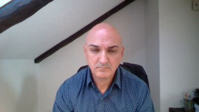 Serafín Giraldo, inspector Jefe de Policía: 