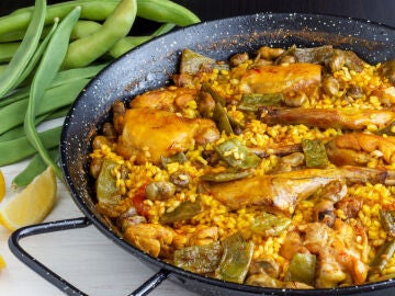 Paella valenciana