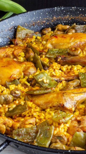 Paella valenciana