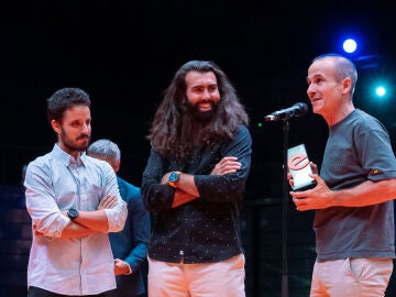 Recogida del Gran Premio del Jurado de los Premios Eventoplus, otorgado a Last Lap