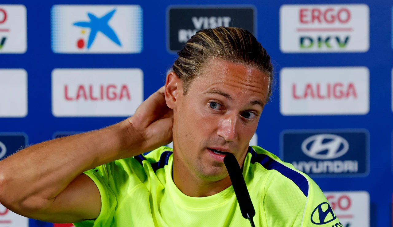 Marcos Llorente atiende a los medios en Majadahonda